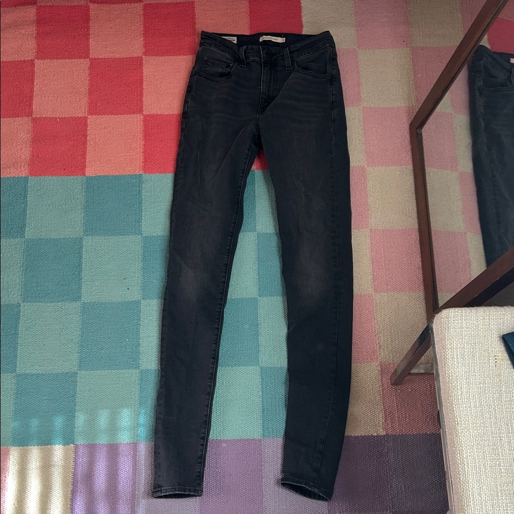Levi's 729 High Rise Dark Wash Women's Skinny Jeans